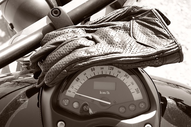 Types of motorcycle gloves Types of motorcycle gloves