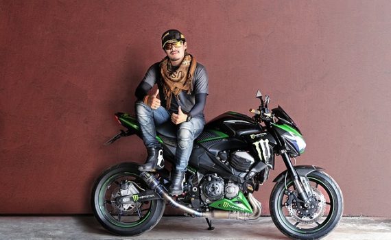 best way to lock a motorcycle